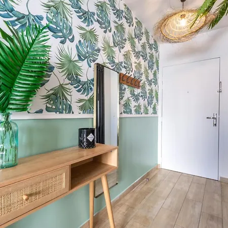 Daire Tropical Garden By Plaza *
